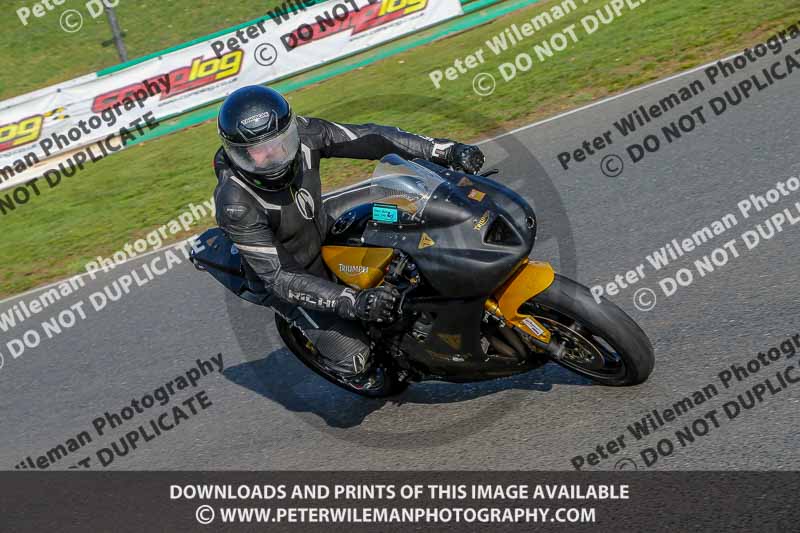 PJM Wedding Photography;enduro digital images;event digital images;eventdigitalimages;mallory park;mallory park photographs;mallory park trackday;mallory park trackday photographs;no limits trackdays;peter wileman photography;racing digital images;trackday digital images;trackday photos